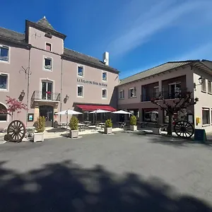 Relais Du Bois Du Four Saint-Léons